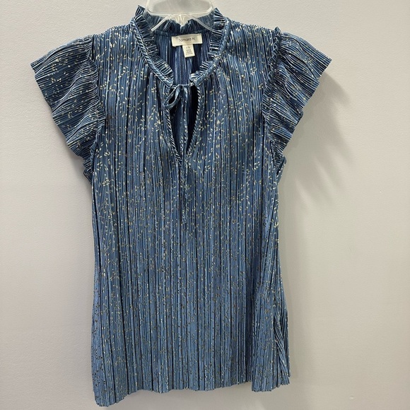 🌟 Tamara H Blue with Gold Spark Shirt 🌟 - Picture 6 of 7